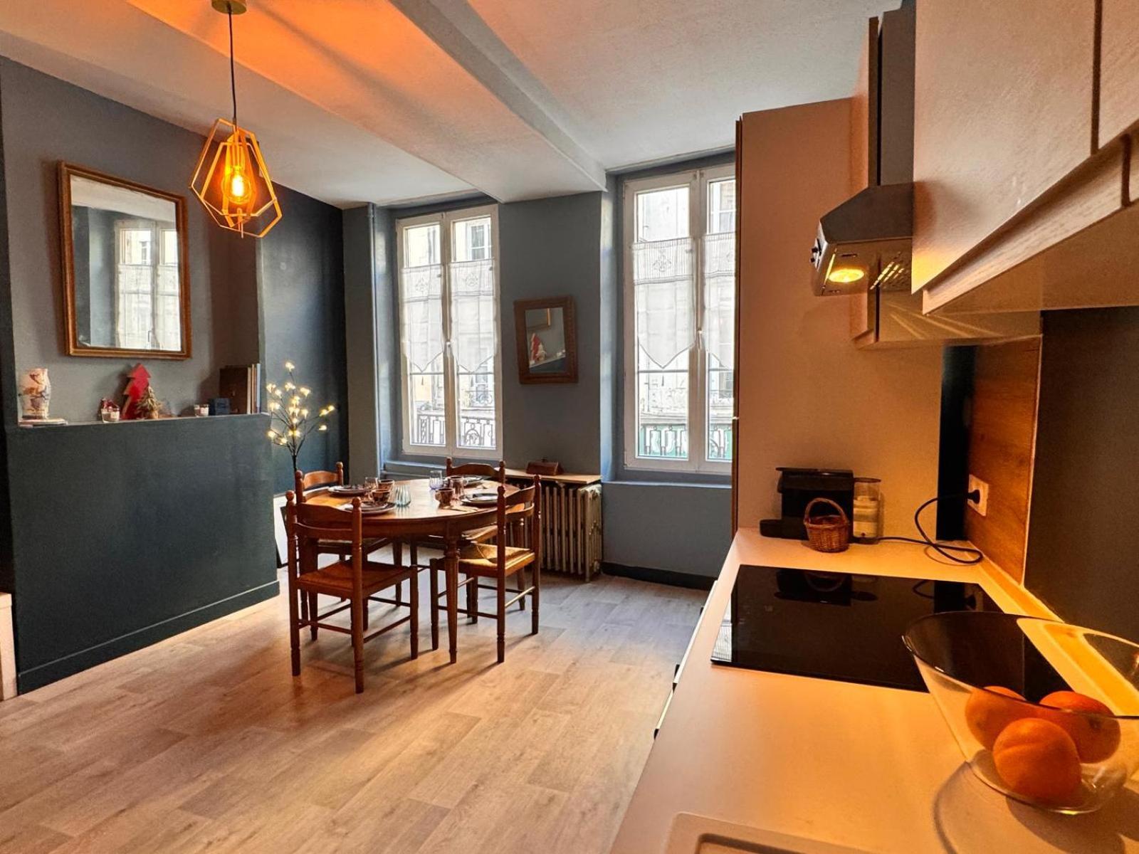 Logis Decaens Apartment Luaran gambar